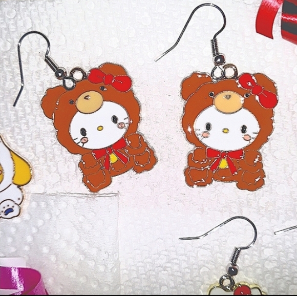 Hello Kitty & Friends Brown Kuromi Dangle Earrings NEW - Picture 4 of 5